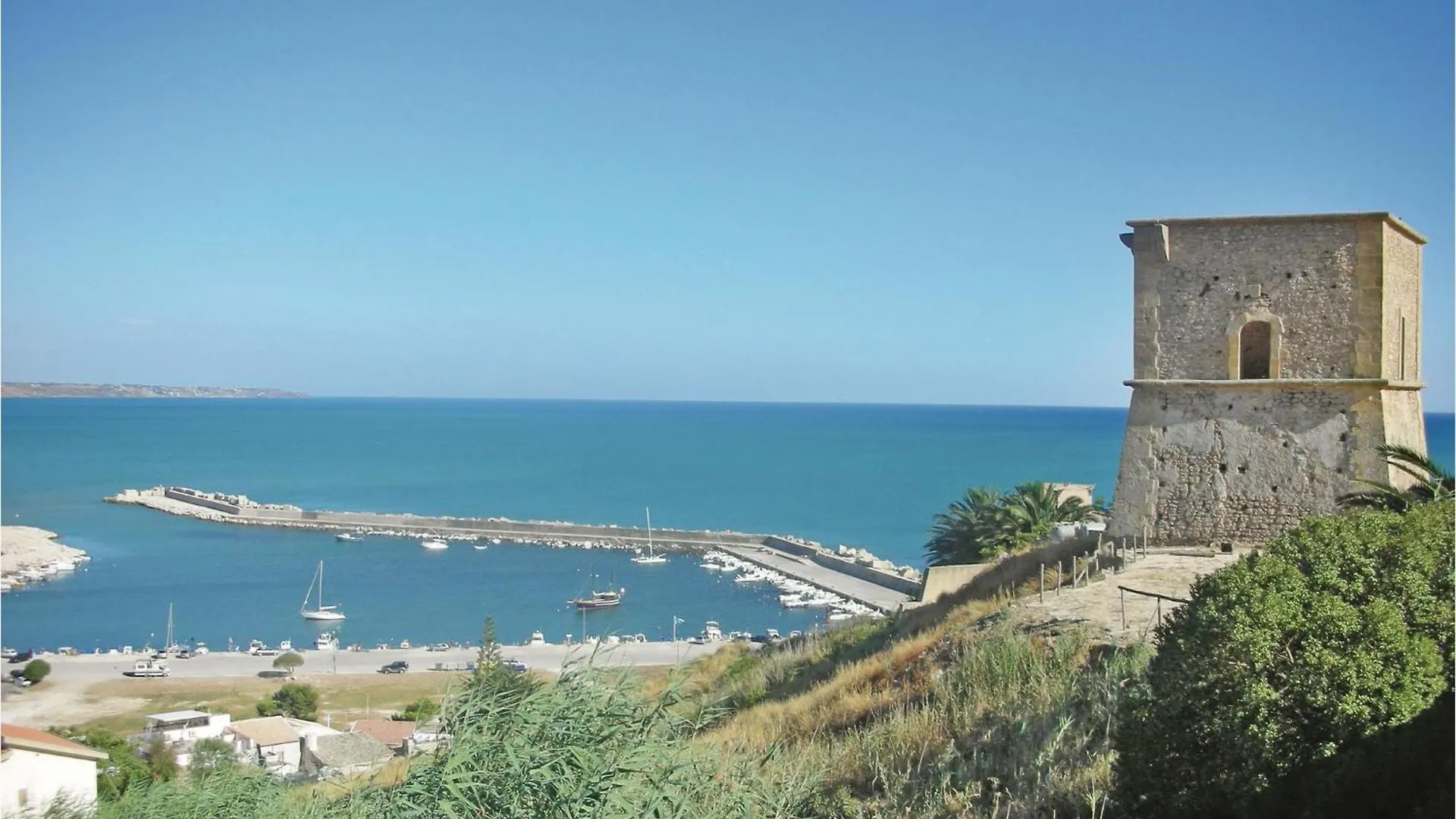 3 Bedroom Cozy Home In Menfi Ag